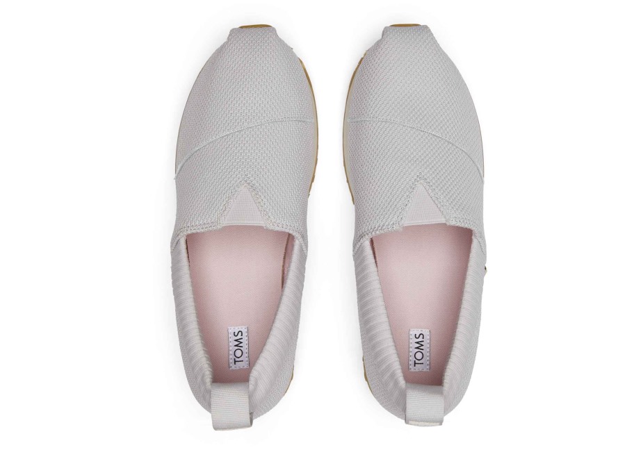 Toms Mukim Bulut Grisi