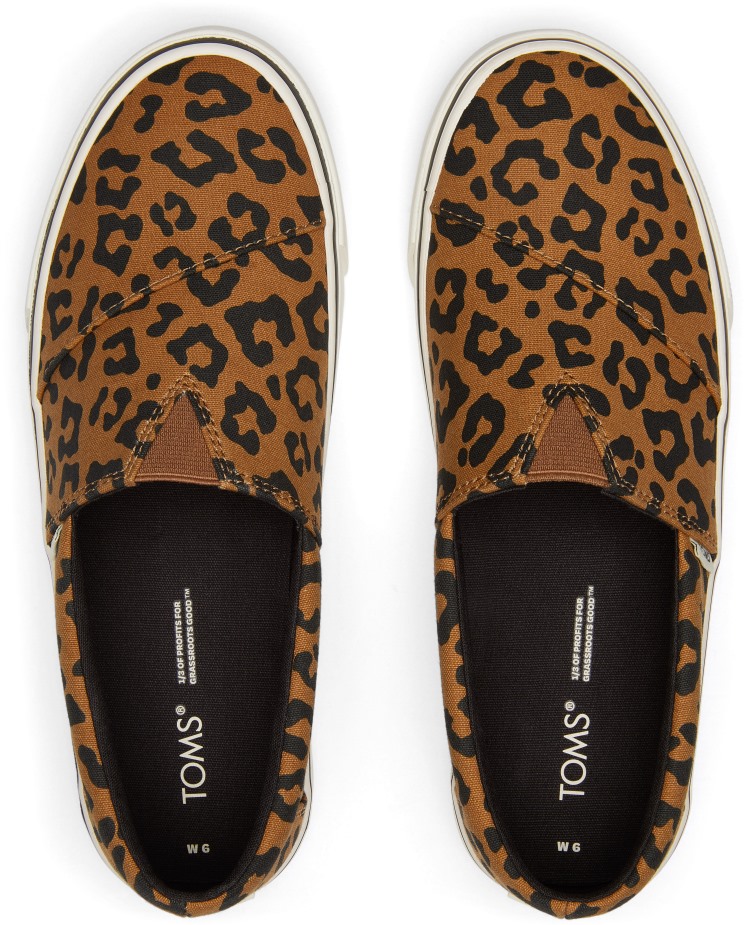 Toms Fenix Kahverengi üzerinde Slip