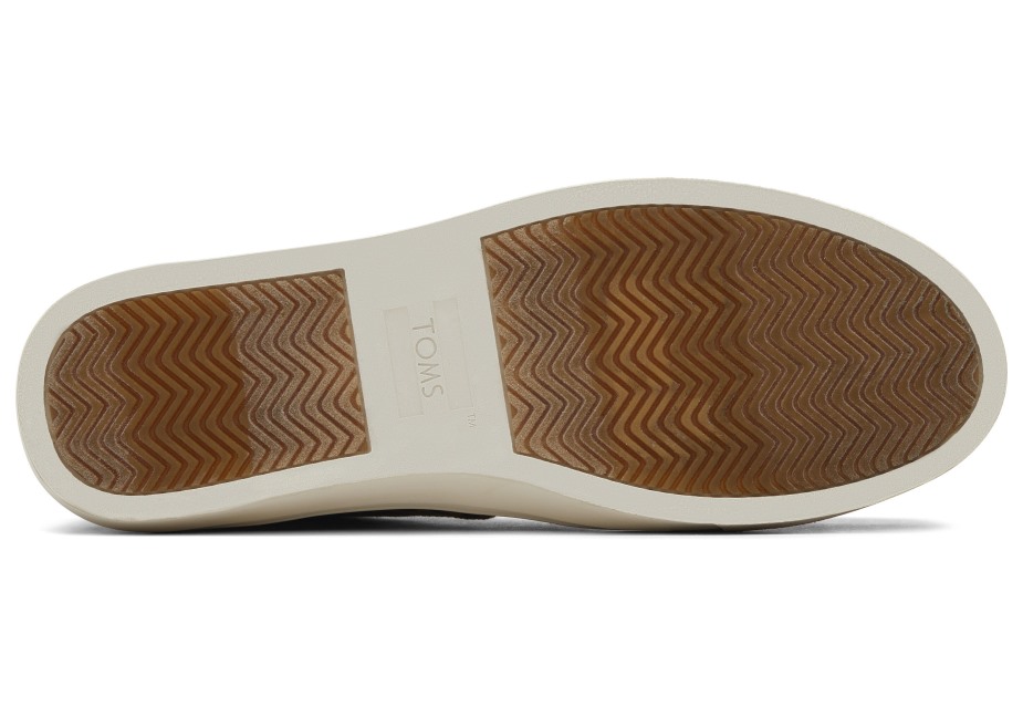 Toms Bryce Leopar üzerinde Kayma