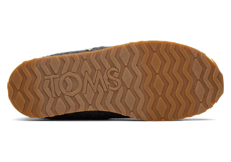 Yerleşik Toms Gölge