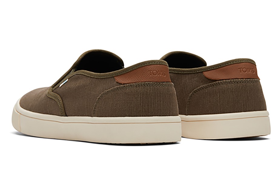 Koyu Zeytin üzerinde Toms Baja Slip