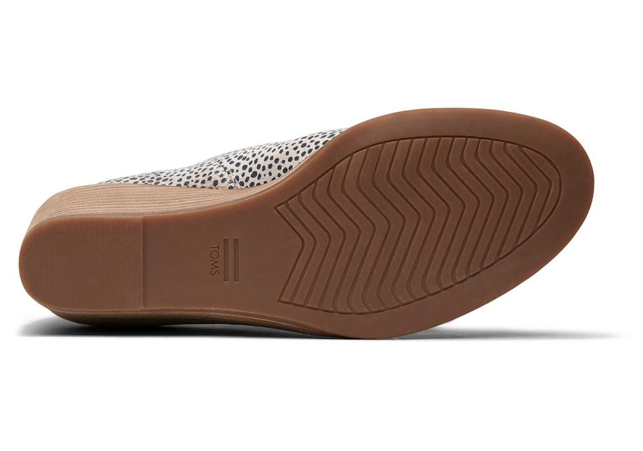 Toms Kallie Kama Bootie Macadamia