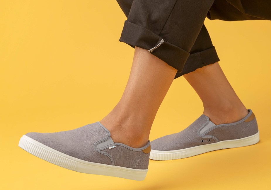 Toms Grey üzerinde Baja Slip
