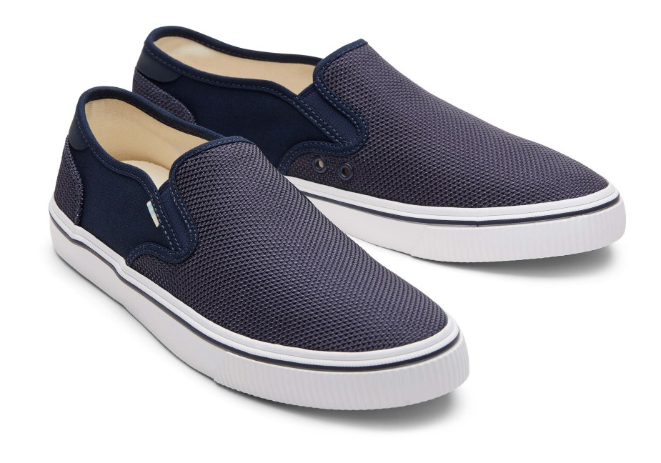 Derin Donanma üzerinde Toms Baja Slip