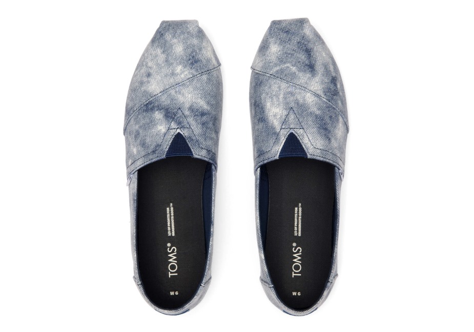 Toms Alpargata Yıkanmış Donanmayı Temsil Ediyor