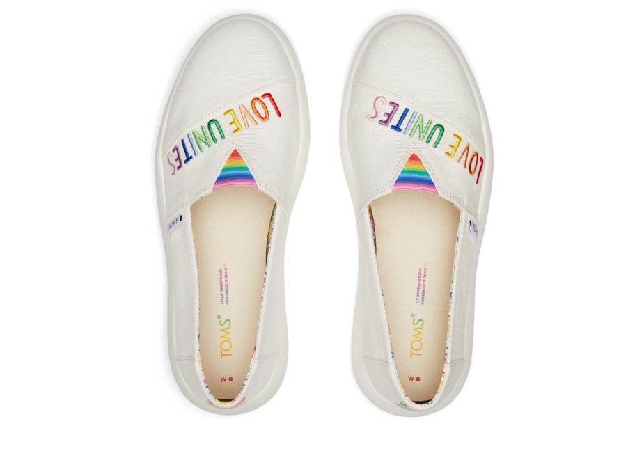 Toms Birlik Gurur Ebegümeci Gökkuşağı Nakış